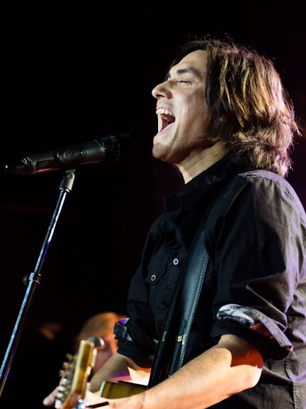 David Usher singing during a live Toronto performance.