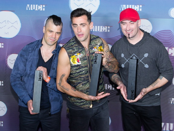 Hedley appearing together at the MMVAs in Toronto.