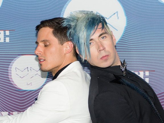 Marianas Trench posing at the MMVAs in Toronto.